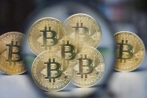 24 saatte yüzde 7,4’ten fazla düştü! Bitcoin’in fiyatı 65 bin doların altında
