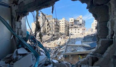İsrail durmuyor! Gazze’ye ölüm yağıyor…