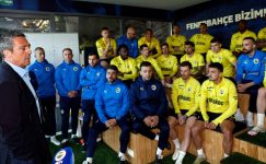 Fenerbahçe’de Ali Koç, futbolcularla bir araya geldi